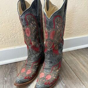 Embroidered Winged Heeled Boots